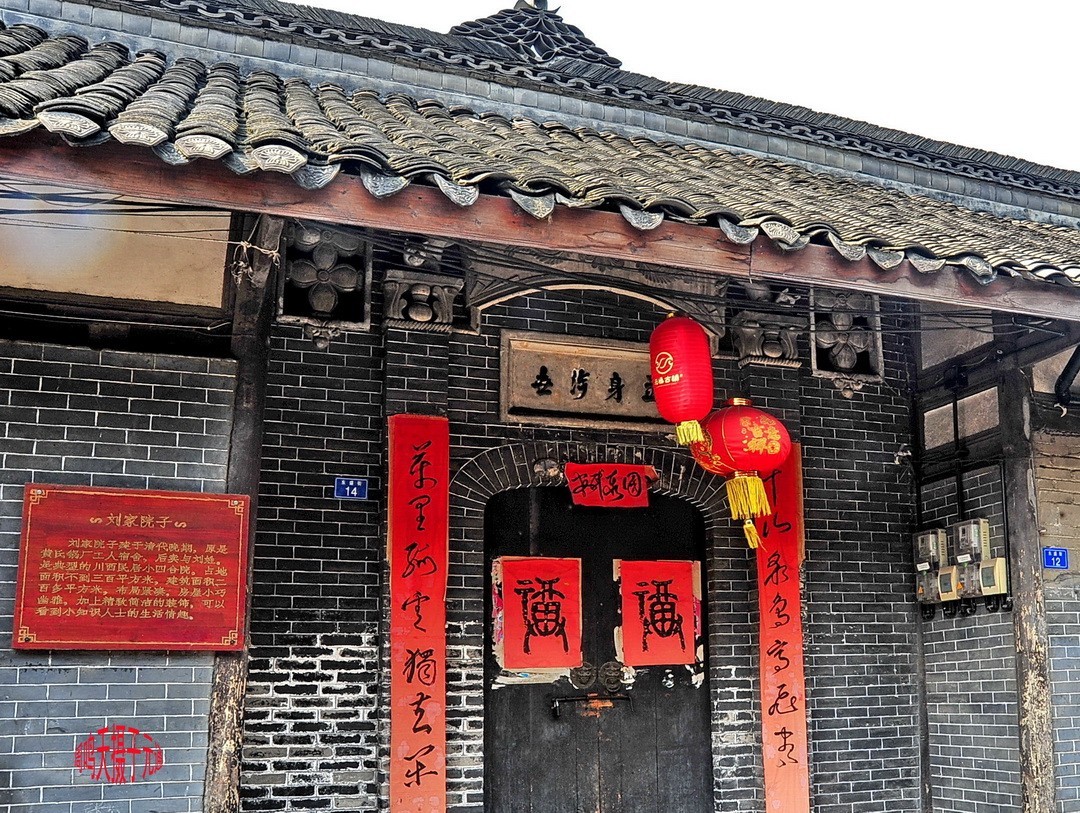 成都元通古镇古塔古桥摄影/周鸣天