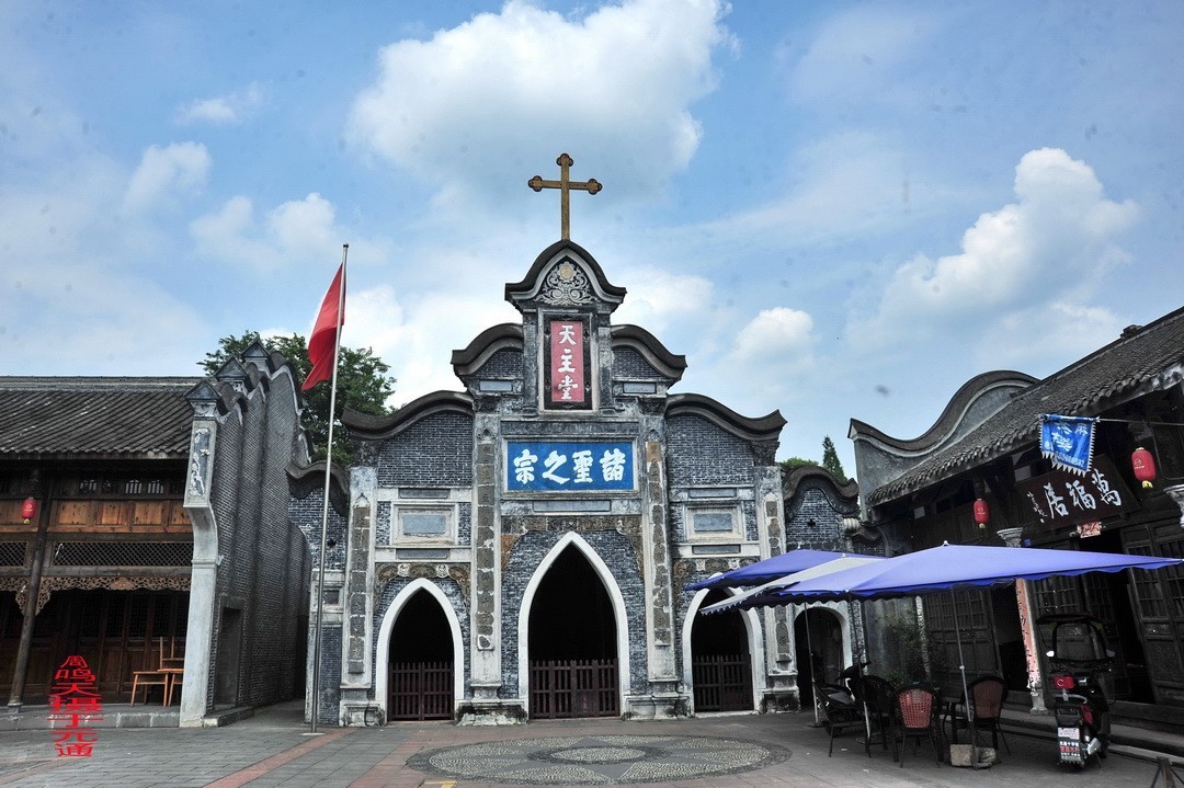 成都元通古镇古塔古桥摄影/周鸣天