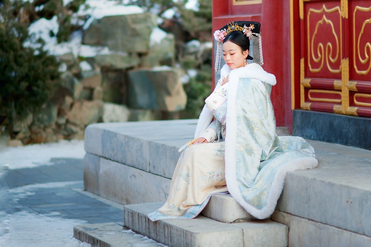 侧重眼神光的一组人像