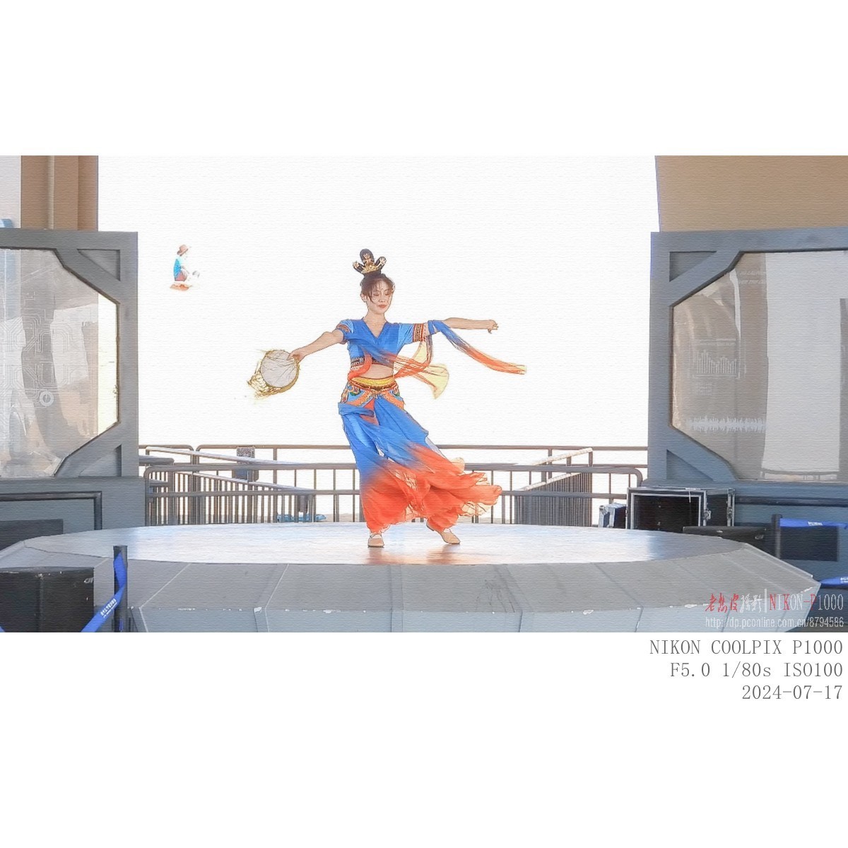 裙袂飞扬（宁夏沙坡头）