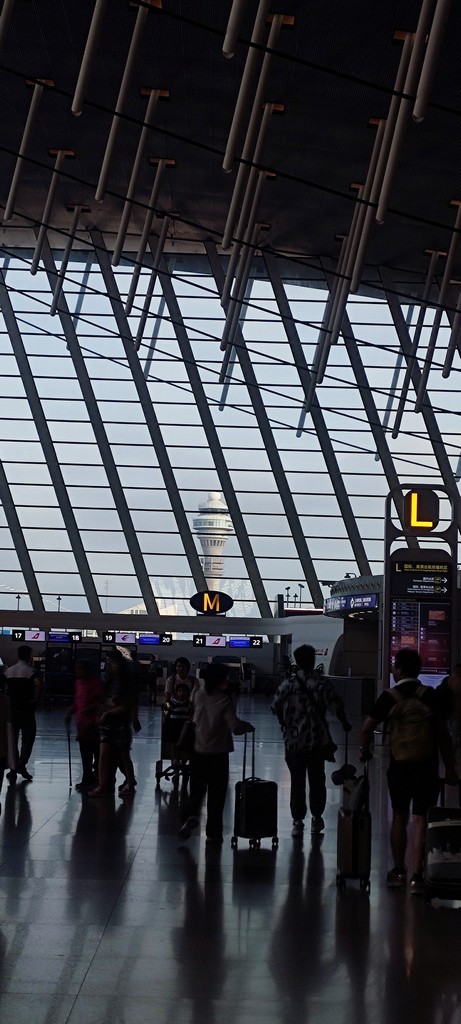 浦东机场手机拍