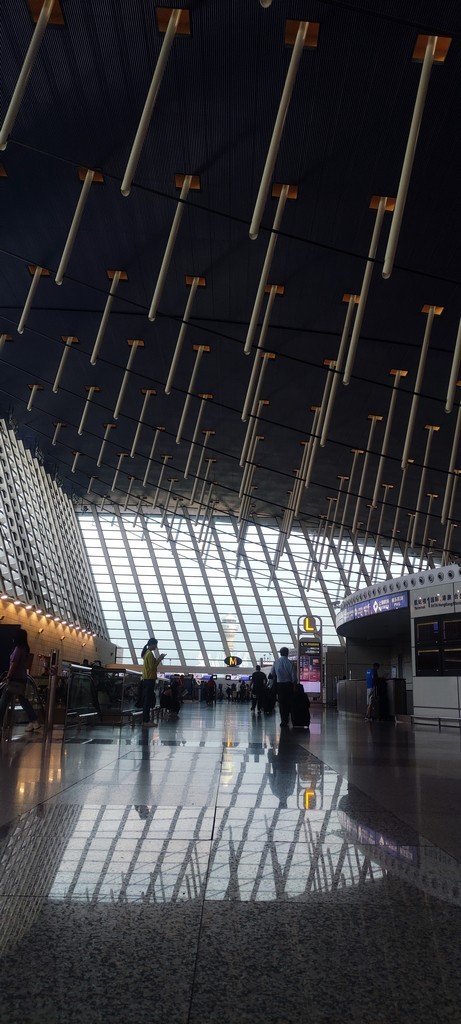 浦东机场手机拍