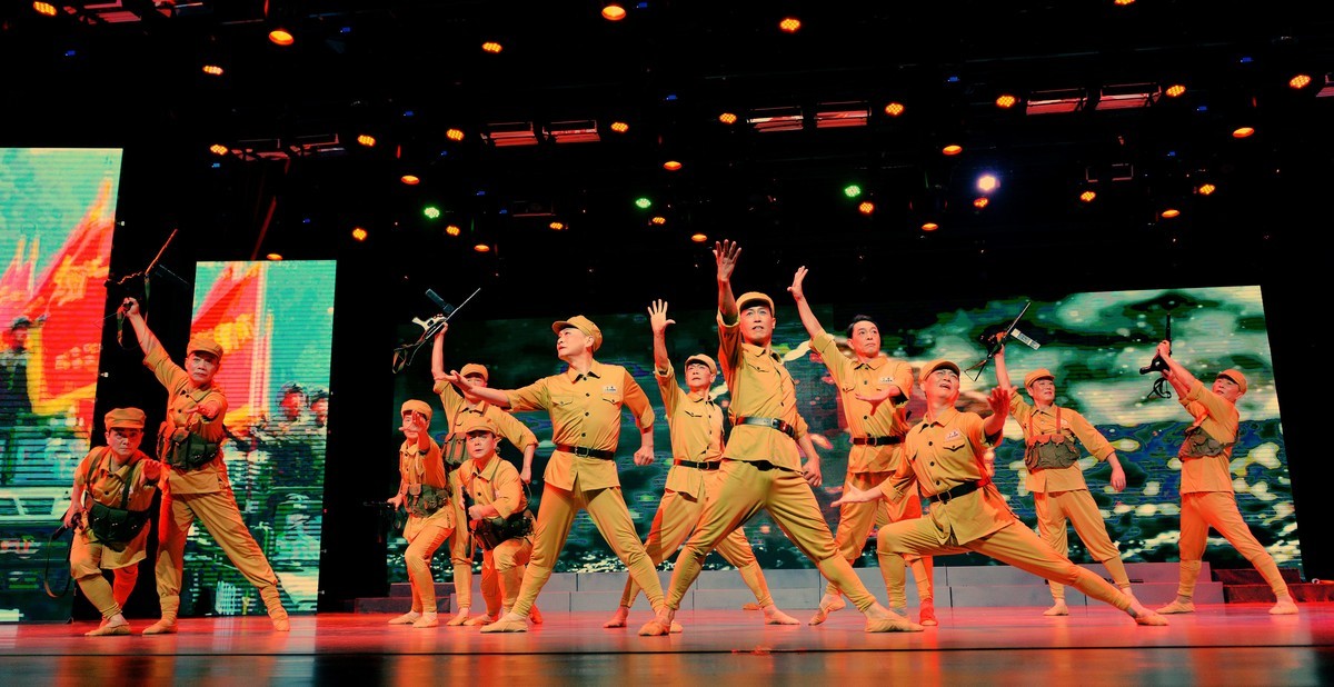 湖北省老年大学舞蹈团部分精彩演出