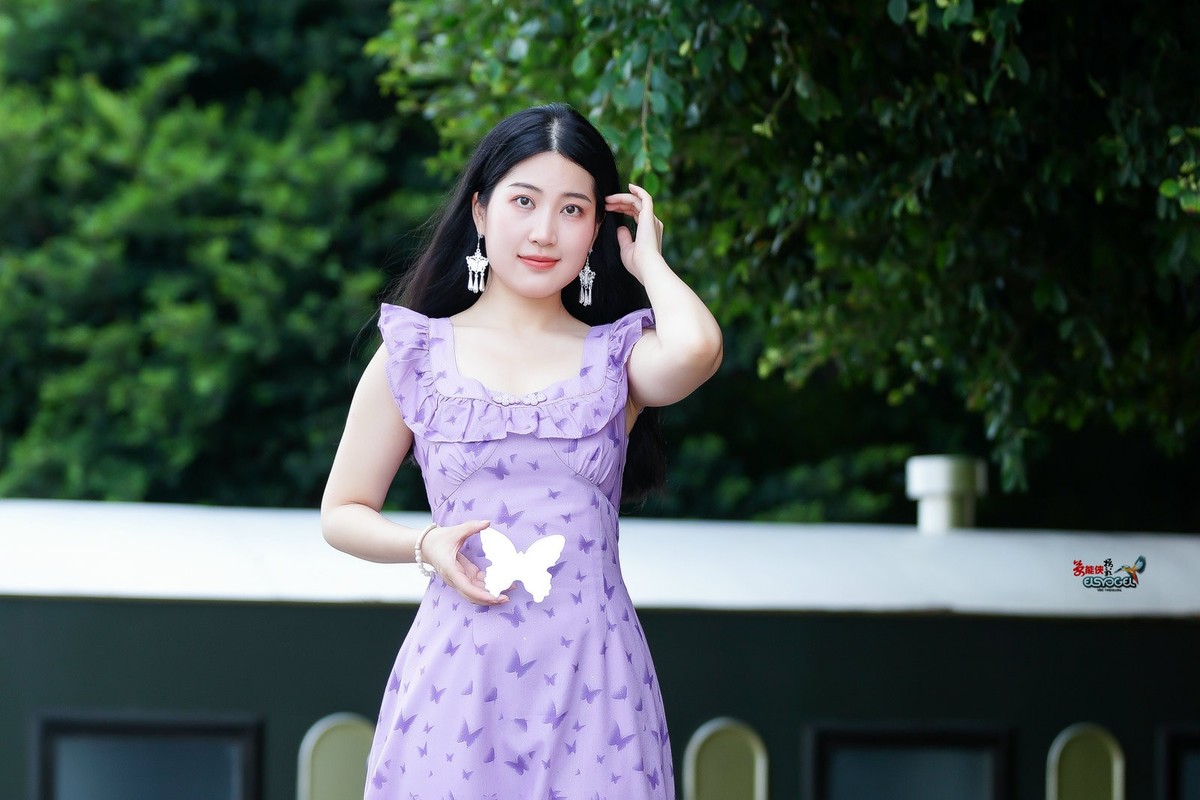 【夏日紫裙美女】---似海