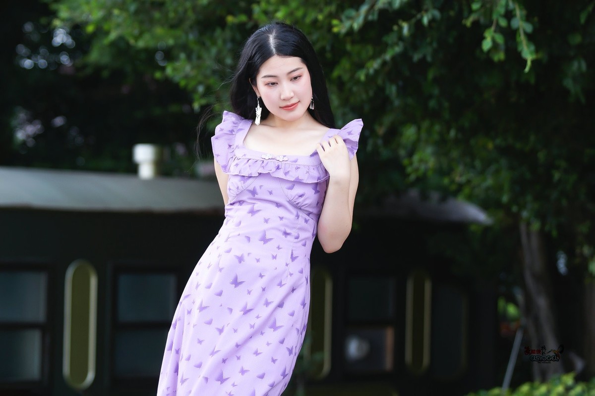 【夏日紫裙美女】---似海