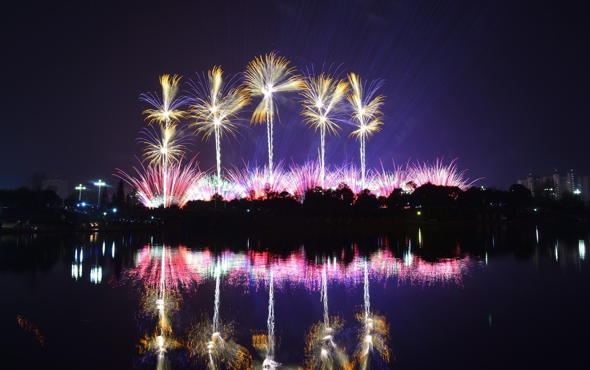 跨年焰火 （3）