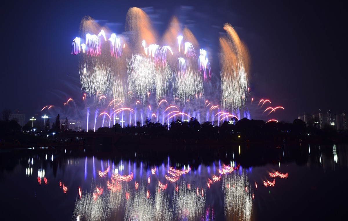 跨年焰火 （3）