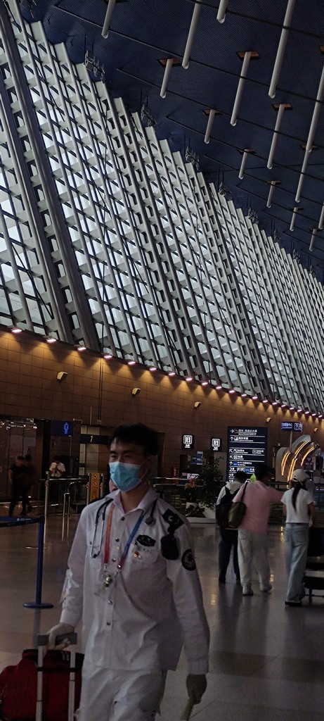 浦东机场手机拍