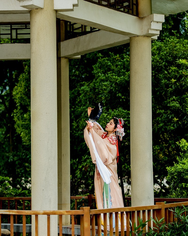 一组《夏日风》恭贺安泽好友荣任小五星空(中国)新版主！