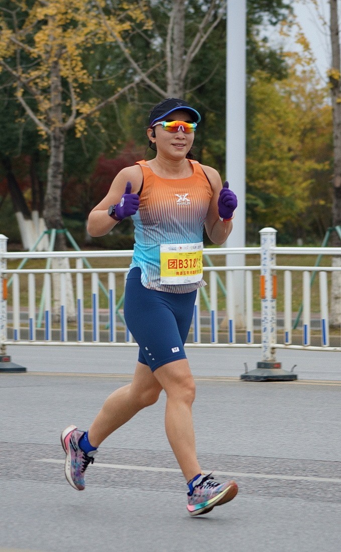 马拉松比赛抓拍〖一〗
