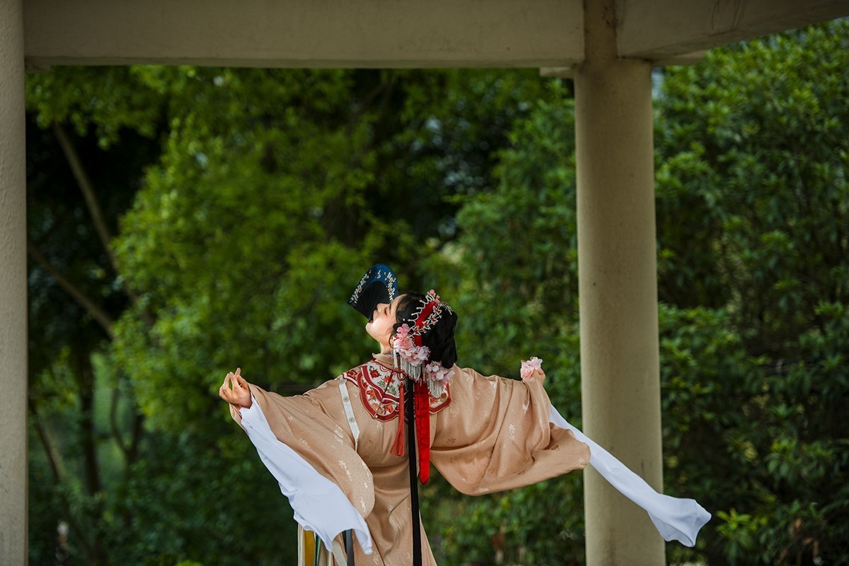 一组《夏日风》恭贺安泽好友荣任小五星空(中国)新版主！