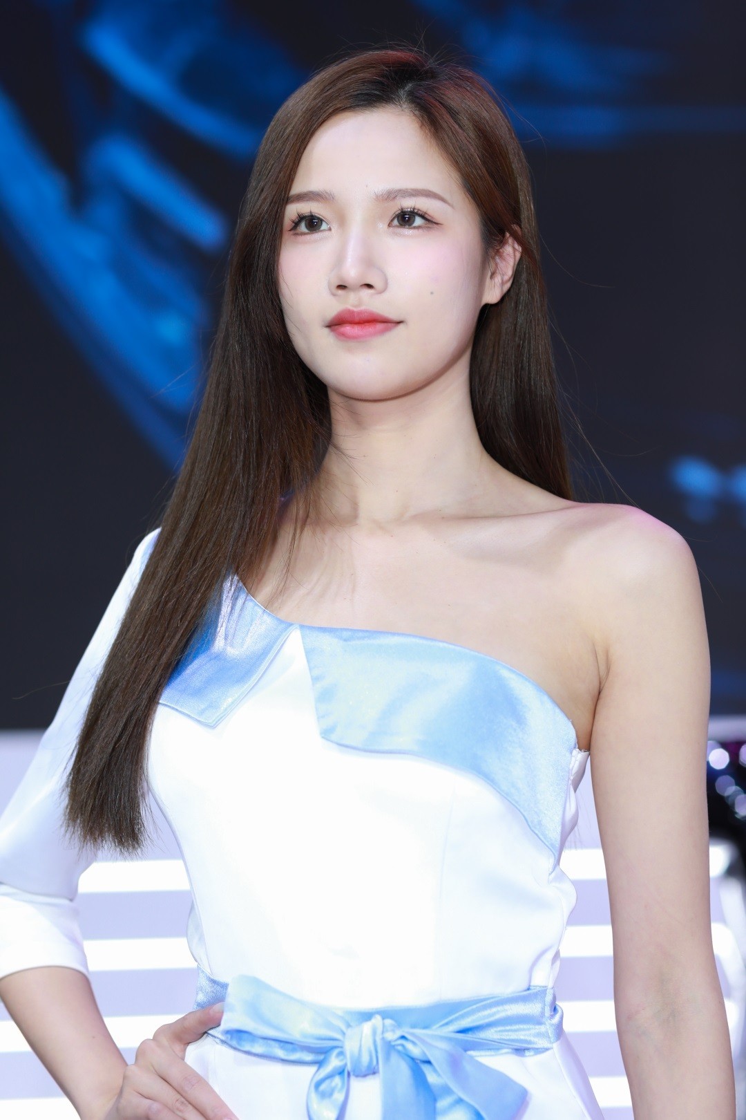 希望哪位买了R6-2的大师发表一下原图看看