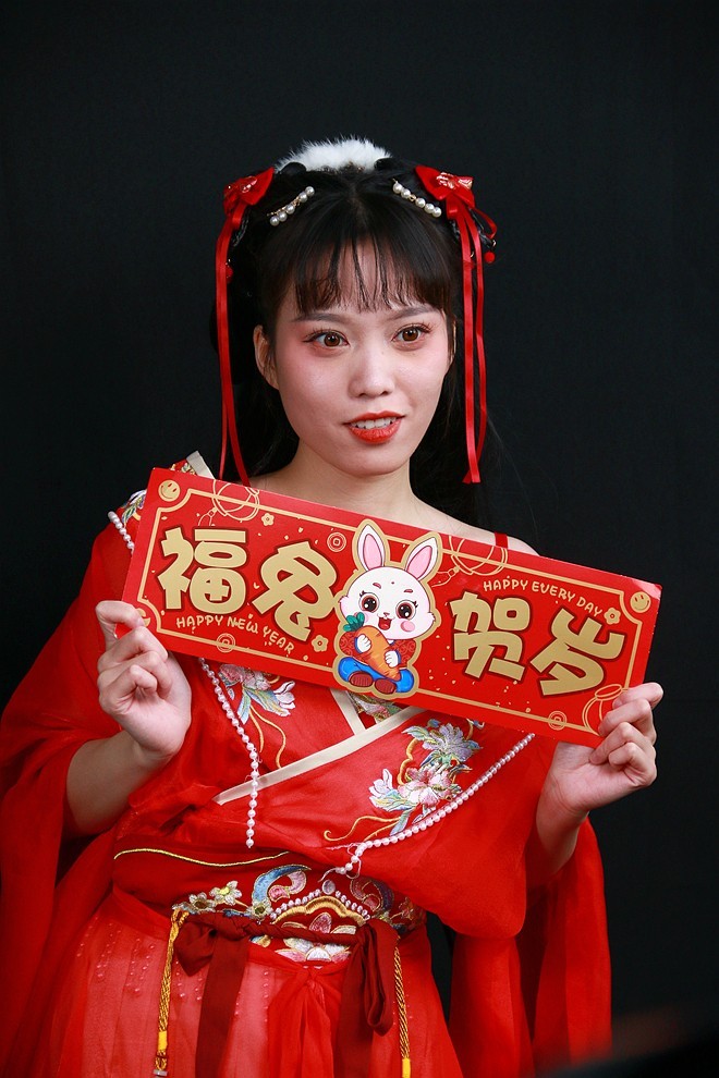 福兔贺岁   人像的拍摄 ------ 150