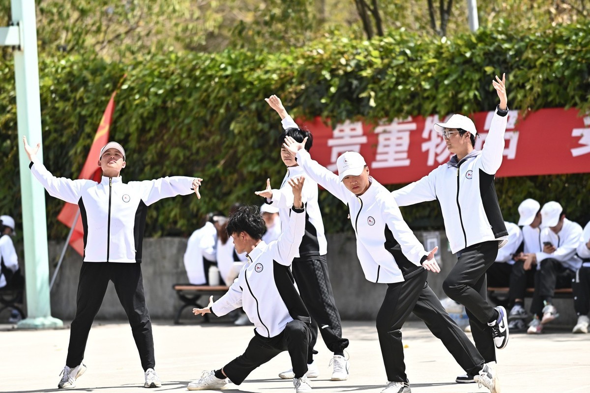 大学生军训（叁）