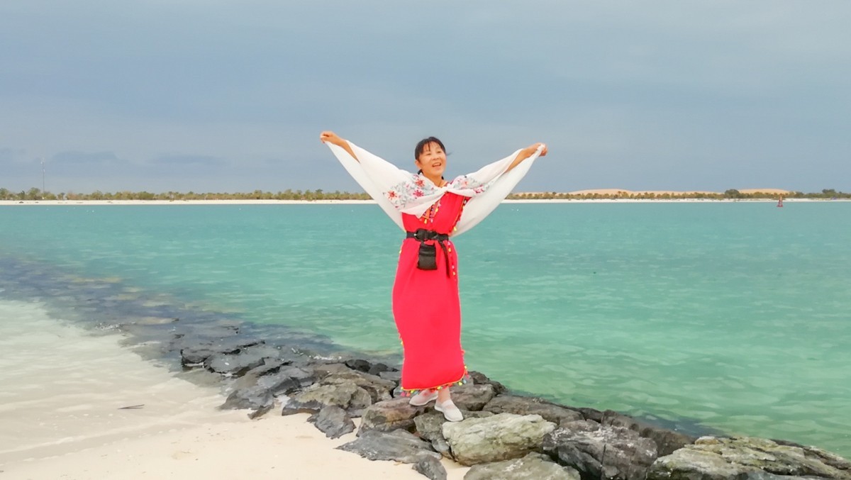 人在海湾之--“阿布扎比”海滩纪实