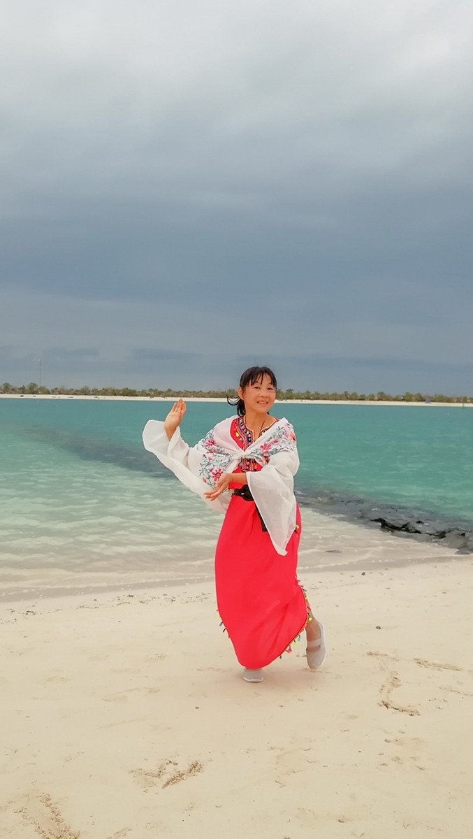 人在海湾之--“阿布扎比”海滩纪实