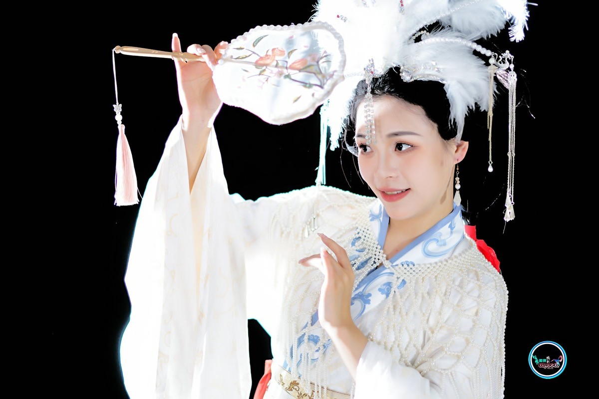 【柔情女儿国王】---佳佳