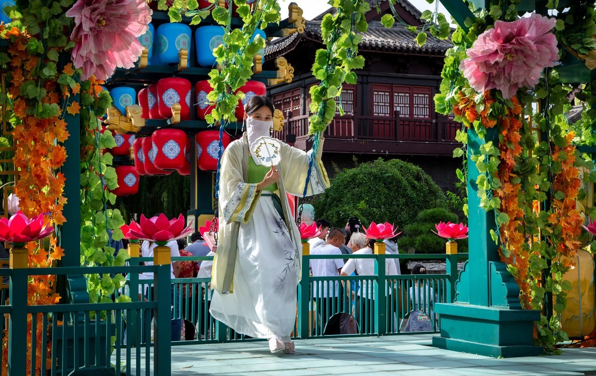 灯会演出人像（二十）