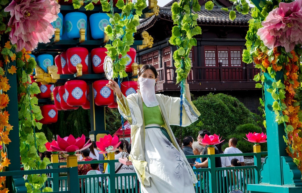 灯会演出人像（二十）