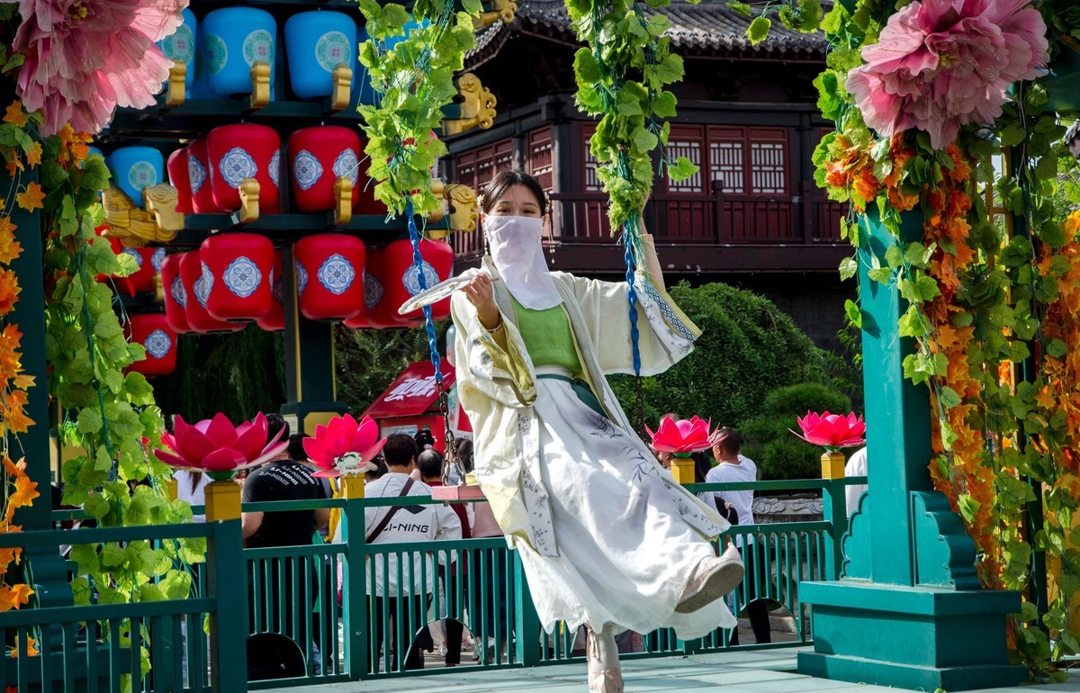 灯会演出人像（二十）