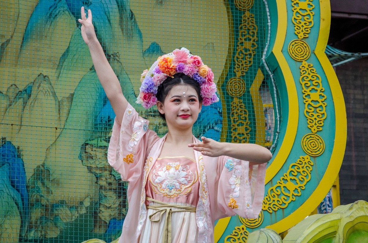 灯会演出人像（二十）