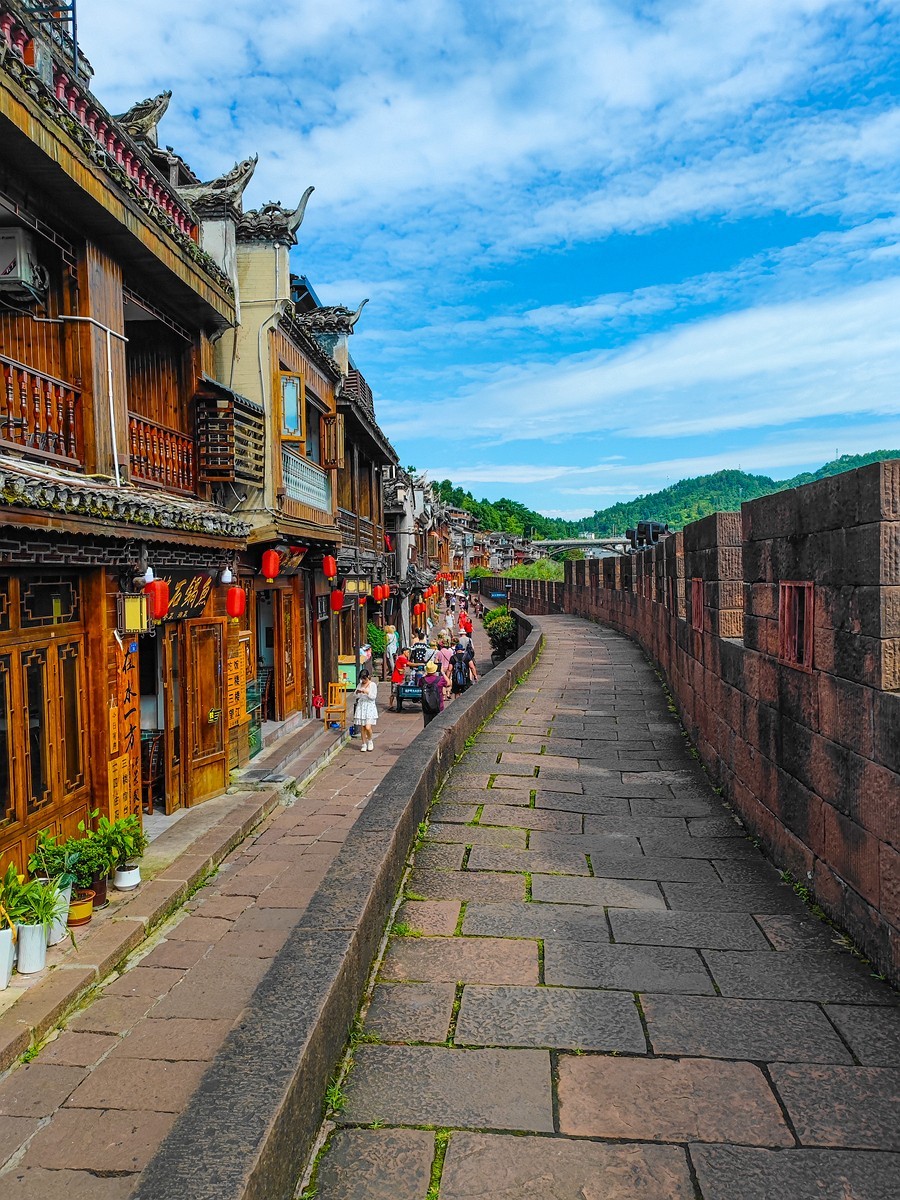 蜀滇黔渝鄂骑游随拍14——凤凰古城