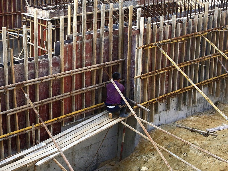 919【不老松：海南游摄纪实】临高长島兰湾二期工程正紧张进行：精益求精！