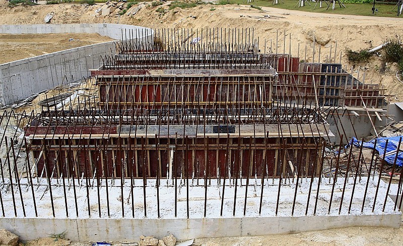 919【不老松：海南游摄纪实】临高长島兰湾二期工程正紧张进行：精益求精！