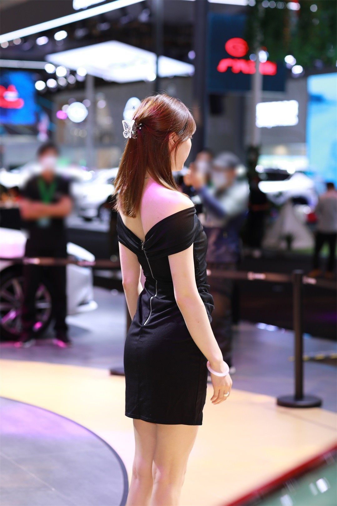 希望哪位买了R6-2的大师发表一下原图看看