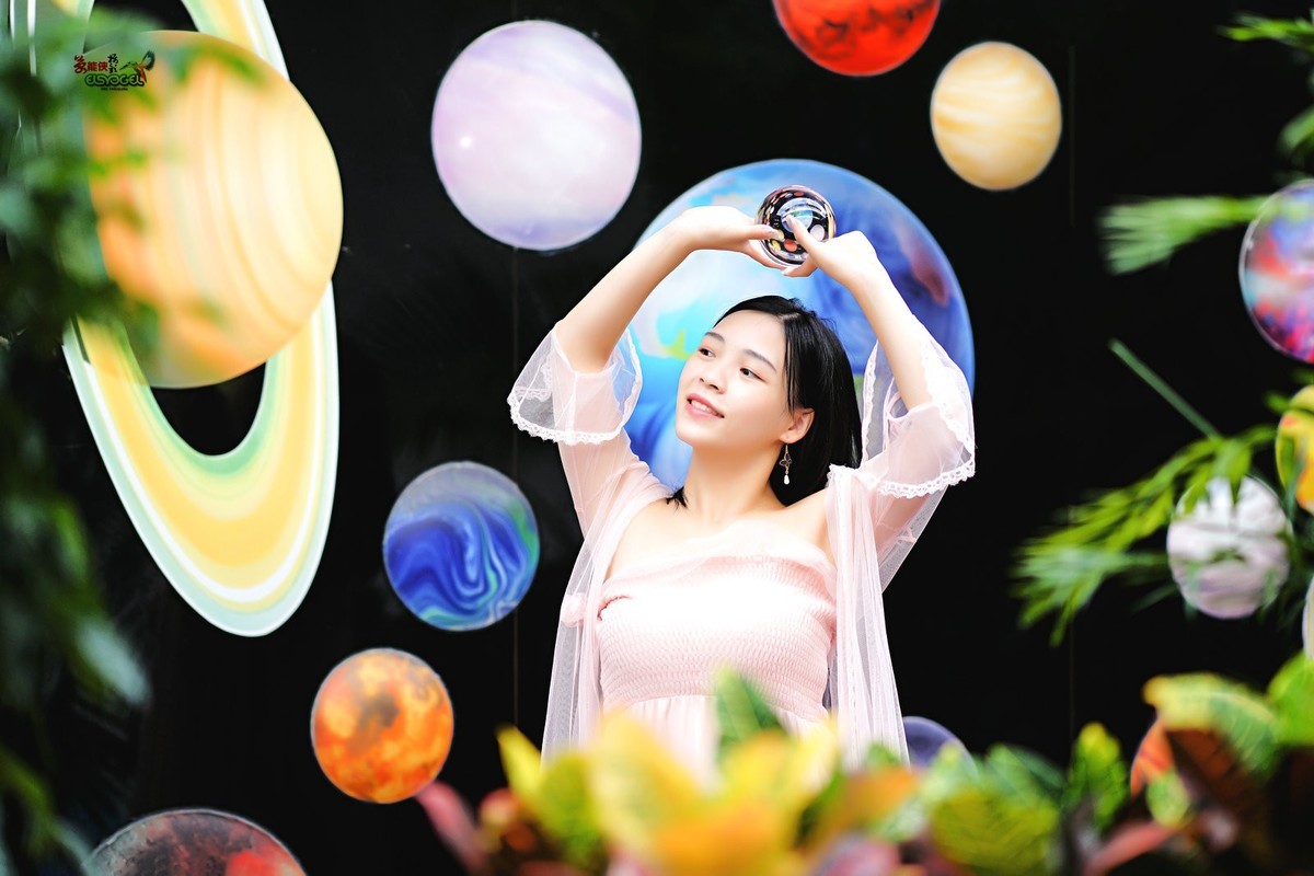 【宇宙星光少女】---佳佳