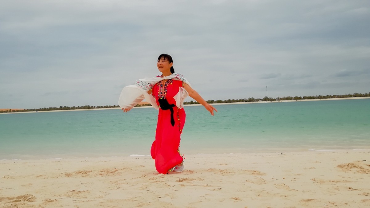 人在海湾之--“阿布扎比”海滩纪实