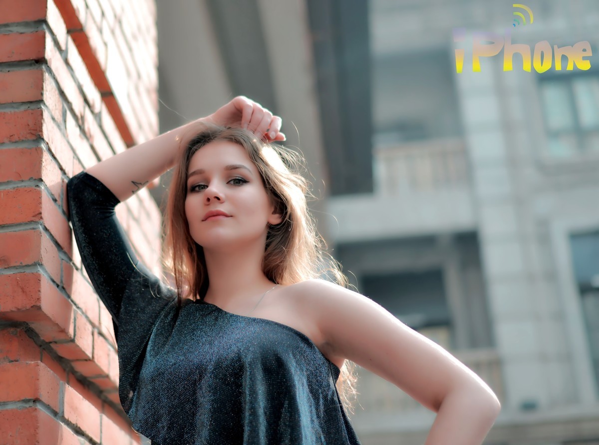 街拍∶俄罗斯美女模特安娜