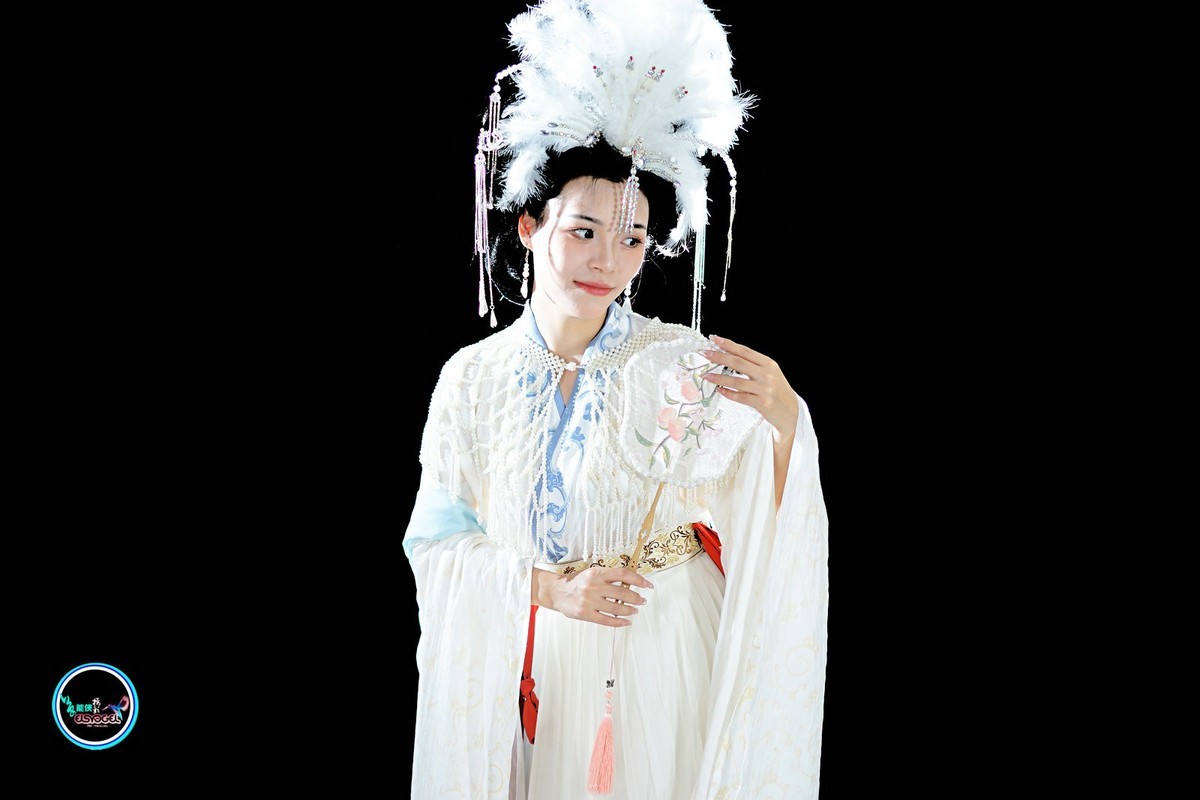 【柔情女儿国王】---佳佳