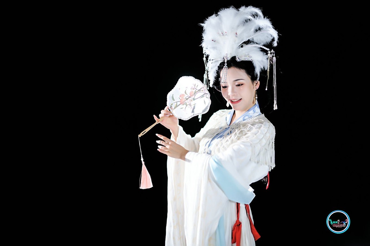 【柔情女儿国王】---佳佳