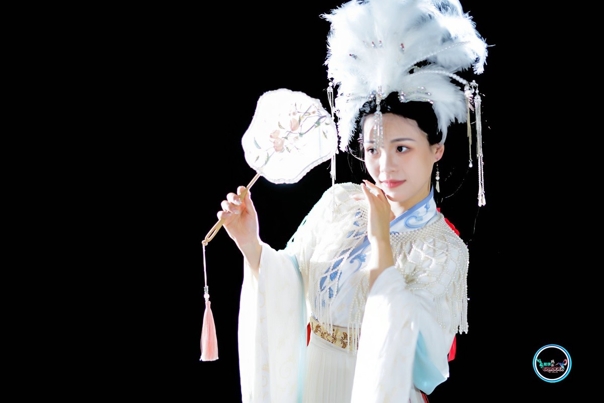 【柔情女儿国王】---佳佳