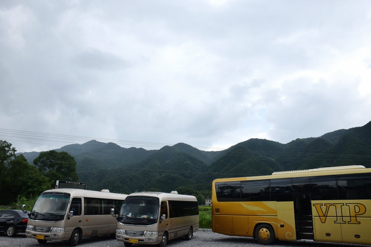 漫步星城 走街串巷（287）寻觅空中玻璃