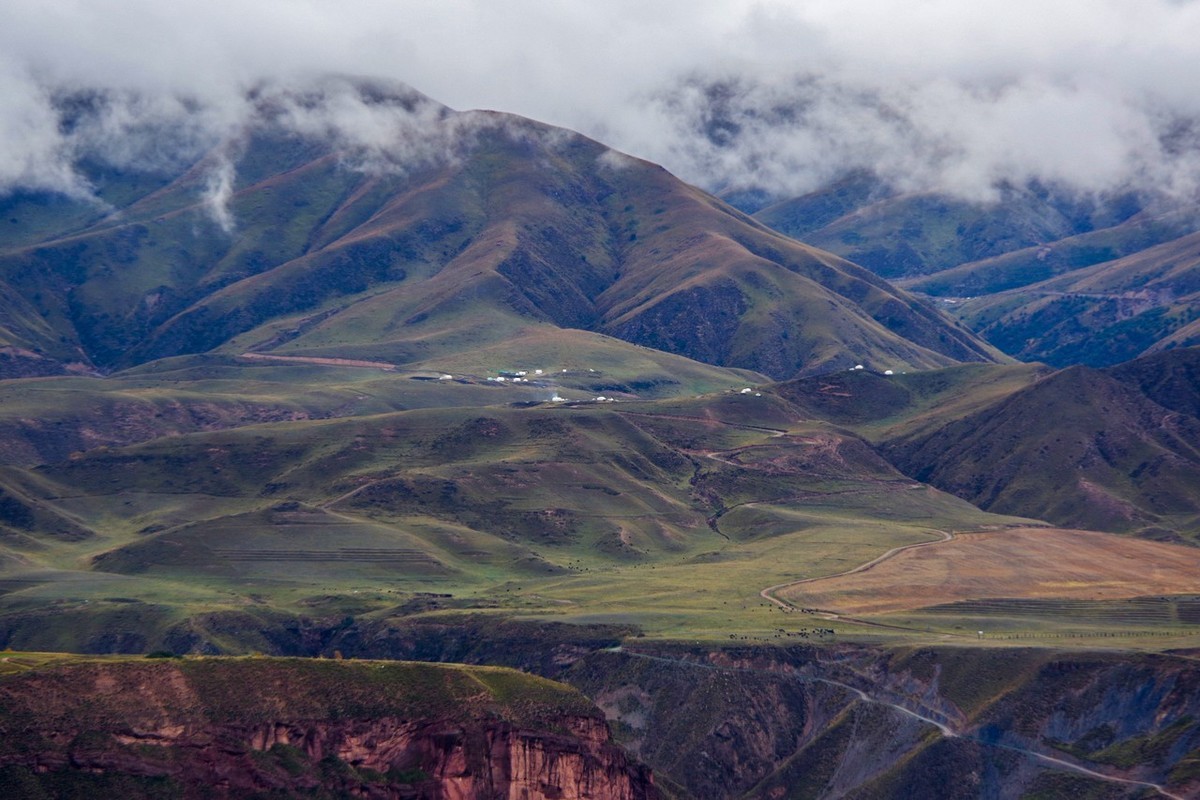 青海玛沁走同德的路上随拍