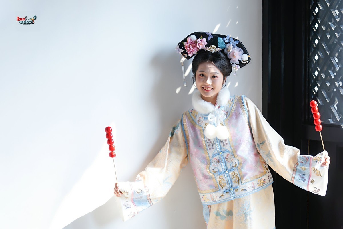 【清汉小格格少女】---小洁