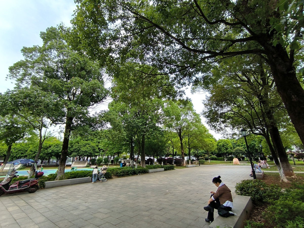 漫步星城 走街串巷（687）陶公庙广场