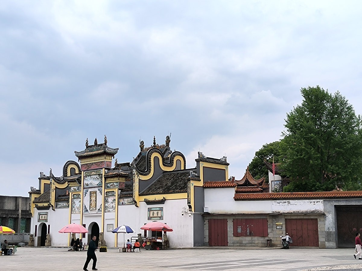 漫步星城 走街串巷（687）陶公庙广场