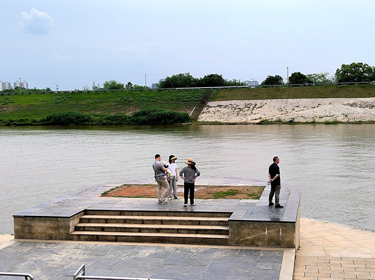 漫步星城 走街串巷（688）梨江港
