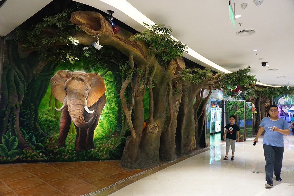 八佰伴商厦夜景