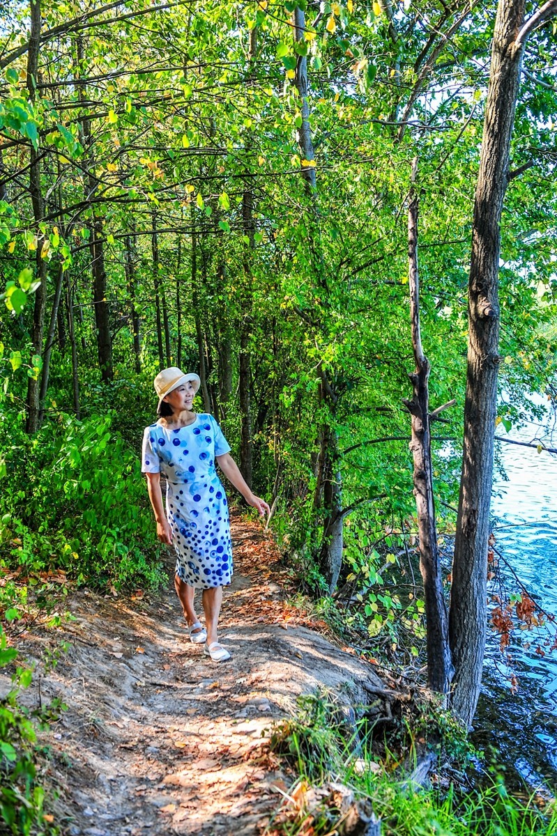 湖景人影（南德）