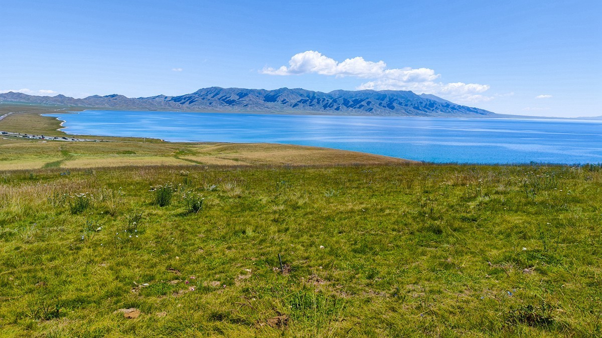 赛里木湖