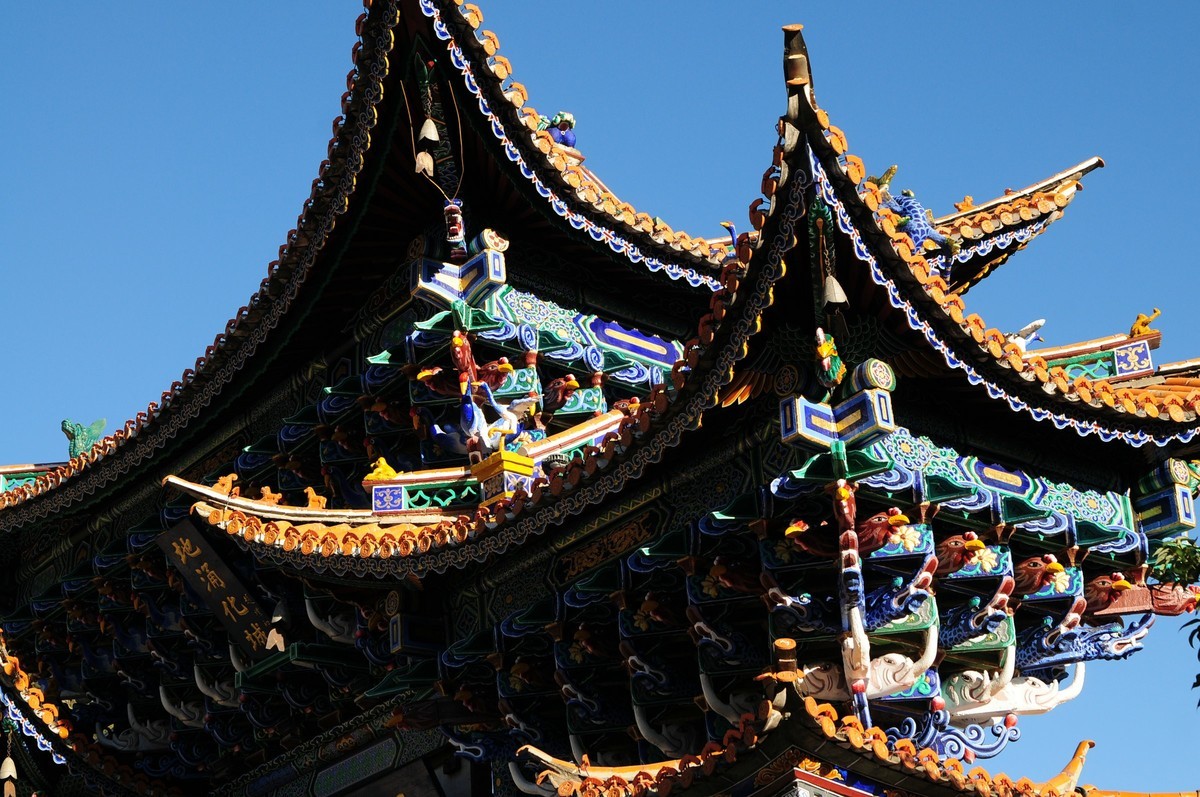 云南鸡足山门坊