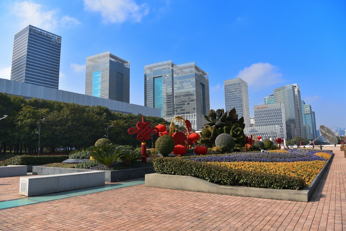 新年元旦，上海世纪广场壮丽风貌（上）