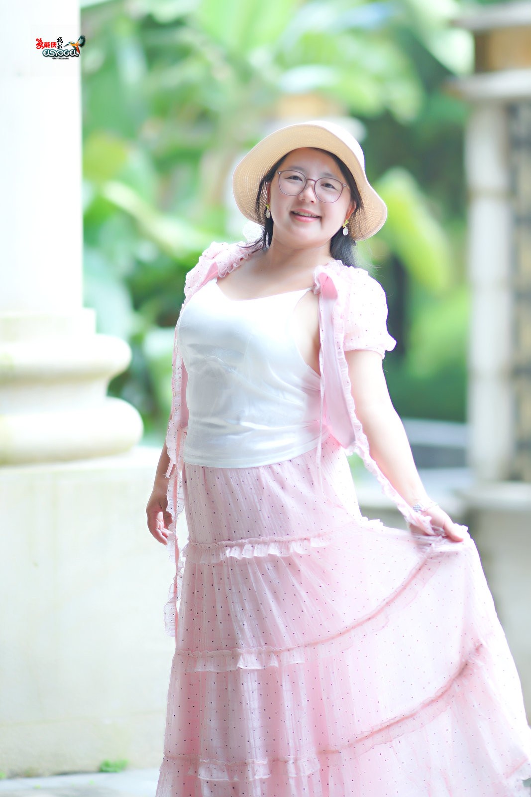 【夏日可爱美女】---婉儿