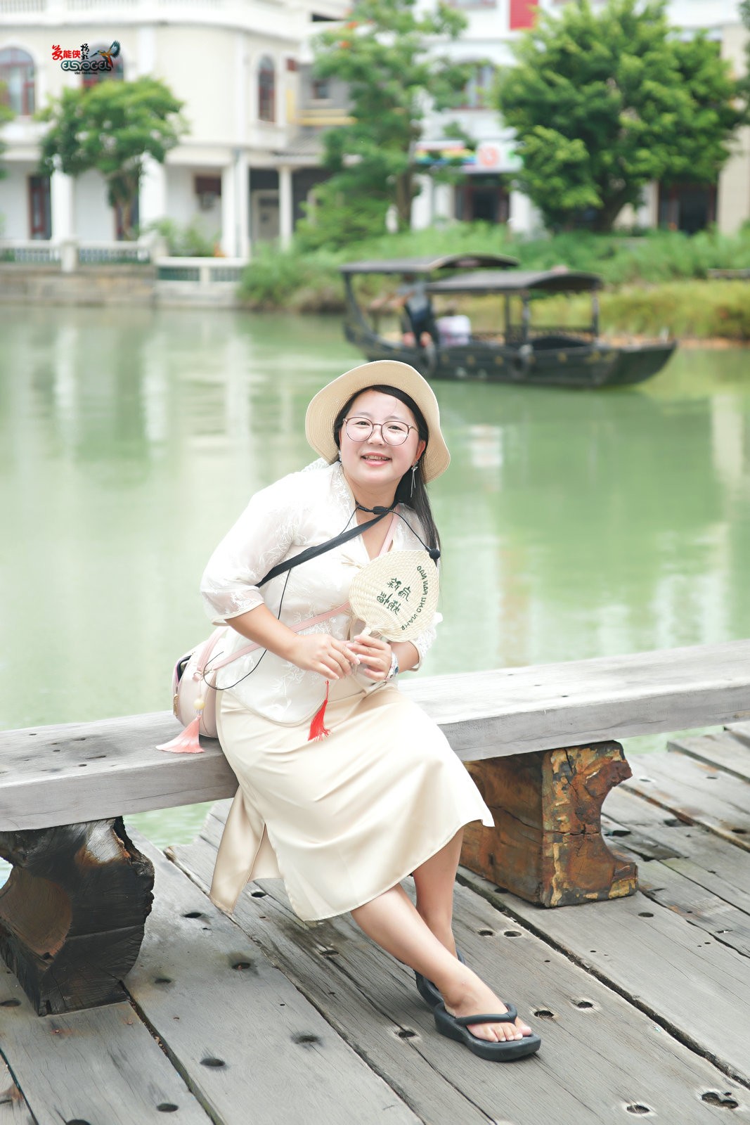 【夏日可爱美女】---婉儿