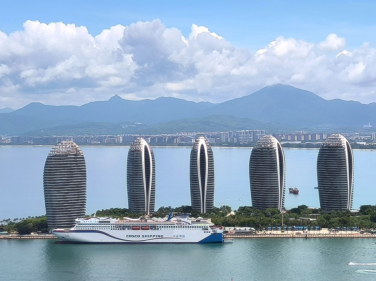 2024夏 海南环岛行（104）鹿回头上住一晚