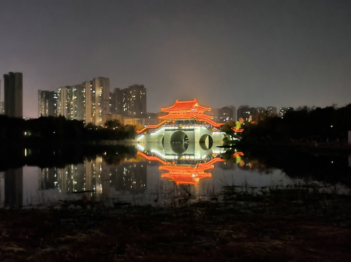 漫步星城 走街串巷（520）德楼核心区夜景